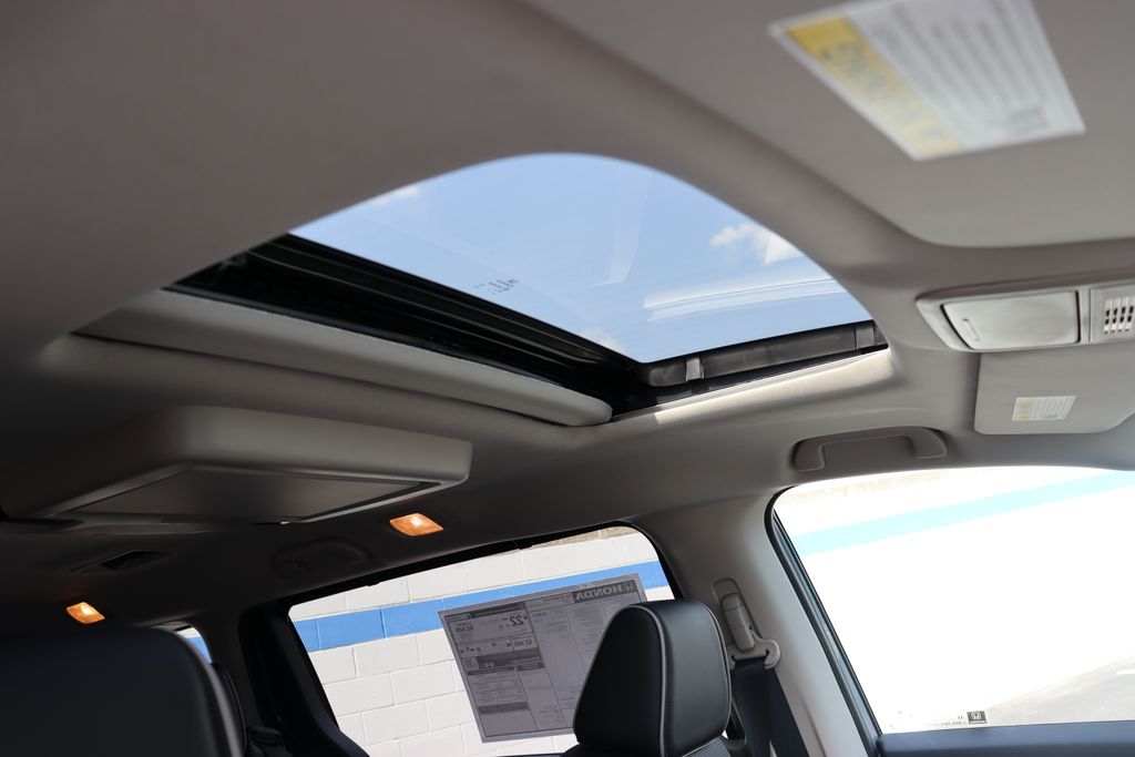 Thumbnail: 2026 Honda Odyssey - 28