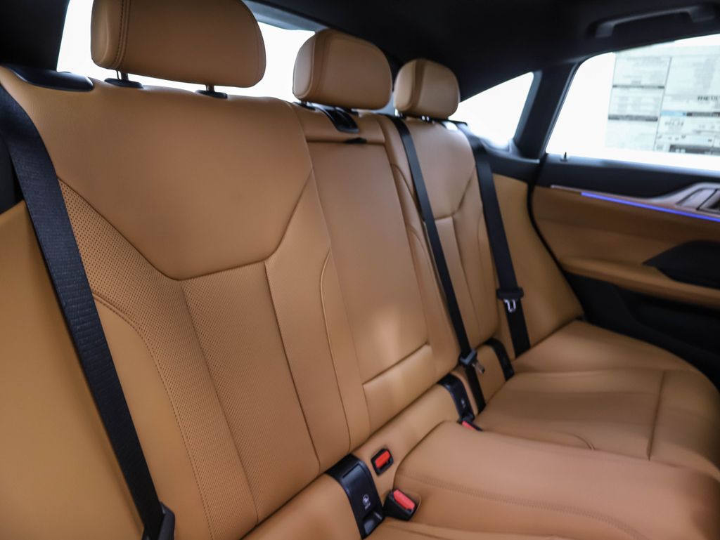 2025 BMW i4 xDrive40 24