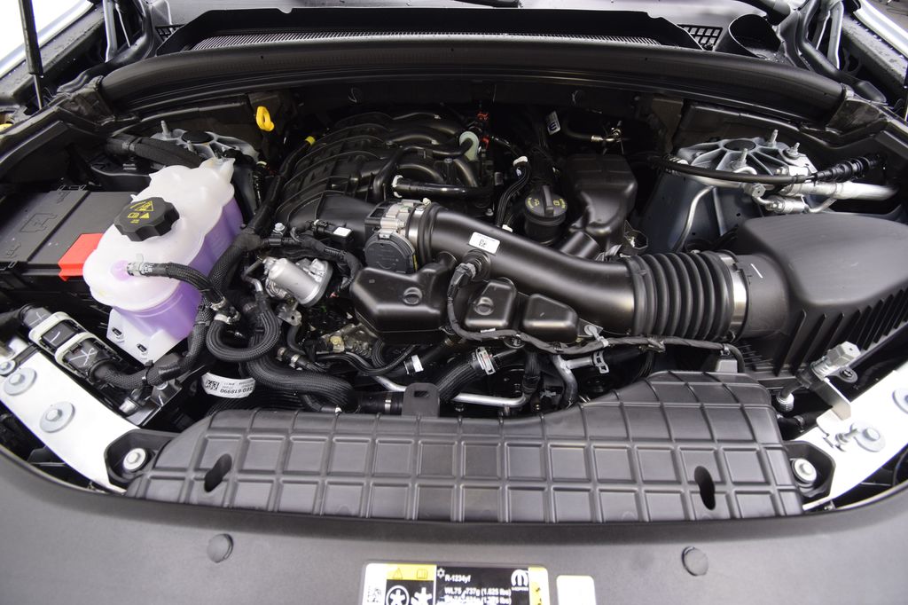 new 2025 Jeep Grand Cherokee car, priced at $50,186