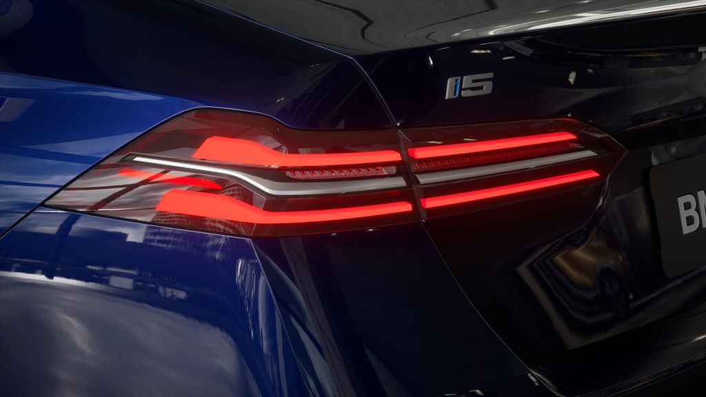 Thumbnail: 2026 BMW i5 - 32