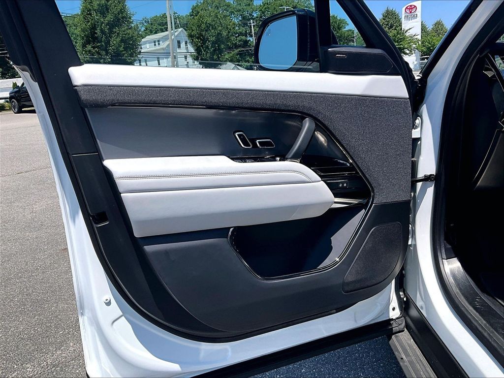 2023 Land Rover Range Rover Sport — photo 9