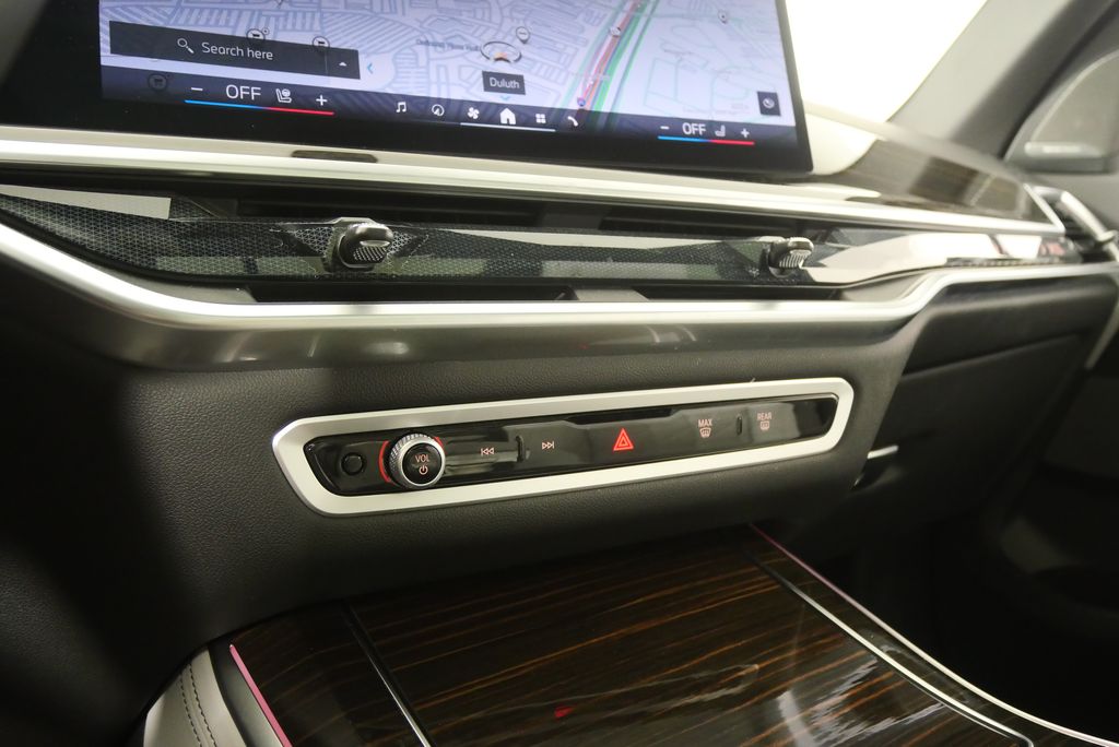 Thumbnail: 2025 BMW X5 - 26