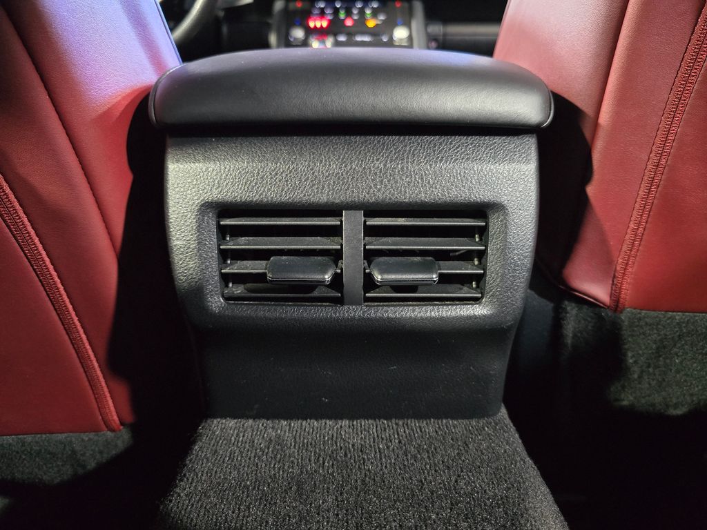 Thumbnail: 2019 Lexus IS - 27
