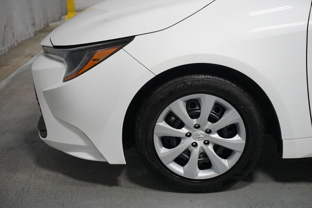 Thumbnail: 2023 Toyota Corolla - 5