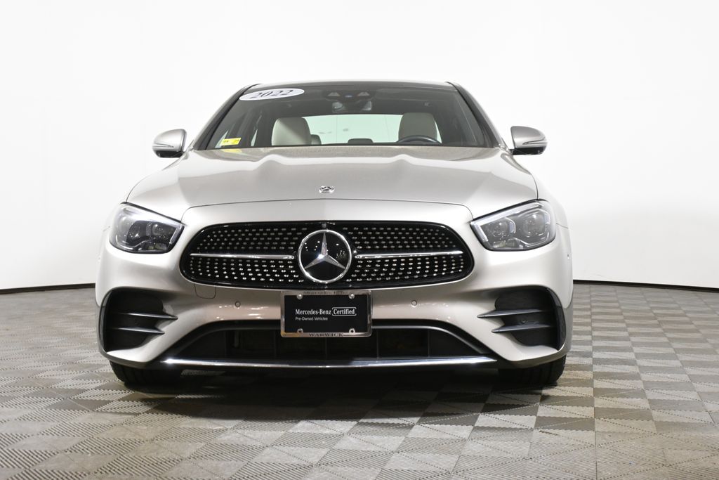 Thumbnail: 2022 Mercedes-Benz E-Class - 10