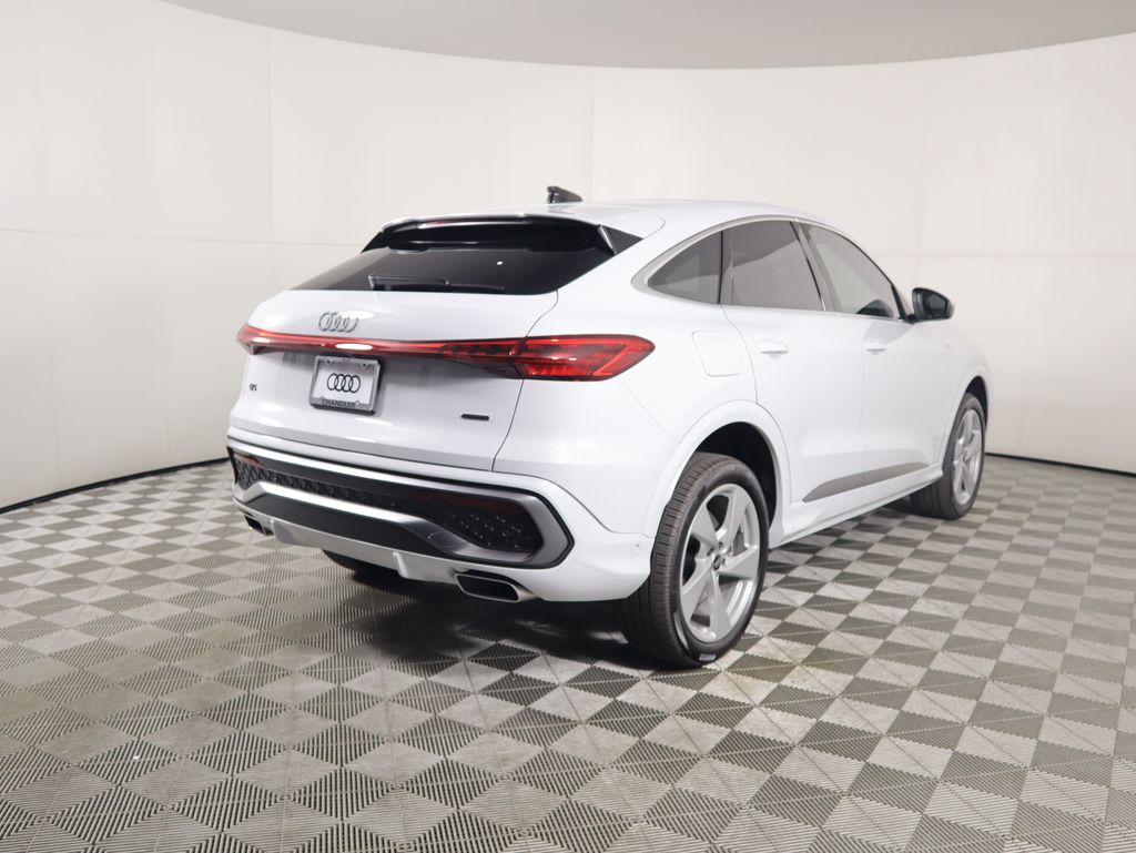 Thumbnail: 2025 Audi Q5 - 6
