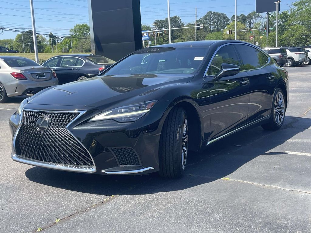 Used 2021  Lexus 500 upgraded interior pkg image 5