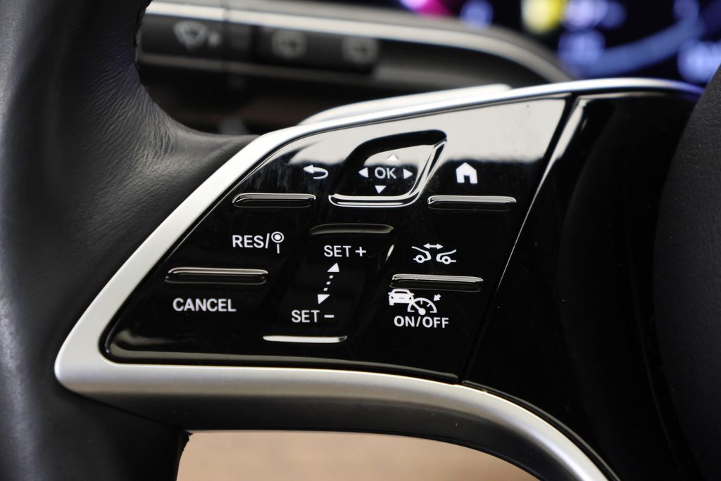 Thumbnail: 2024 Mercedes-Benz GLS - 21