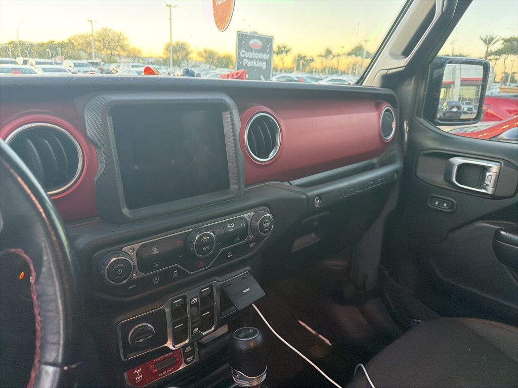 Thumbnail: 2021 Jeep Wrangler - 8