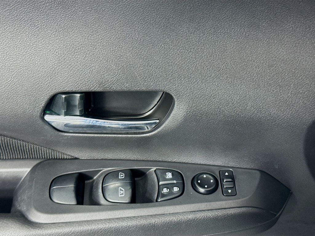 Used Car 2021 Nissan Kicks  Sv For Sale Under $20,000 In Austin, Texas