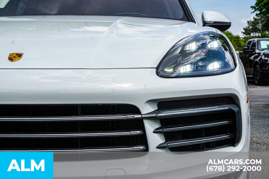 Used 2022 White Porsche Platinum Edition image 12