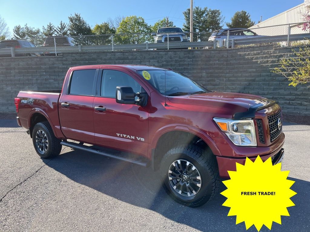 Cayenne Red 2018 Nissan Titan PRO-4X Crew Cab 4WD Pickup Truck Four-Wheel Drive 7-Speed Automatic