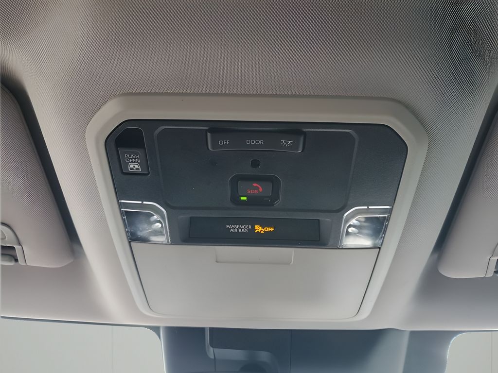 Used Car 2022 Toyota Tundra  Sr5 For Sale Under $35,000 In Austin, Texas