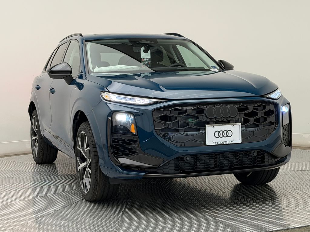 Thumbnail: 2026 Audi Q3 - 3