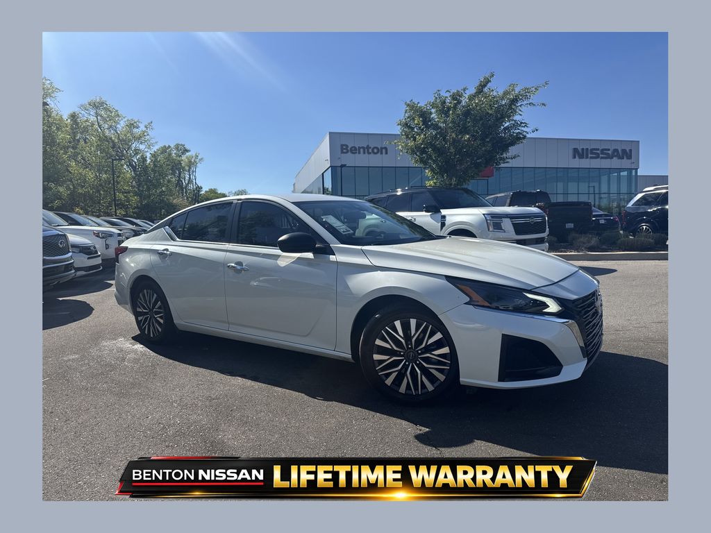 2024 Nissan Altima 2.5 SV FWD