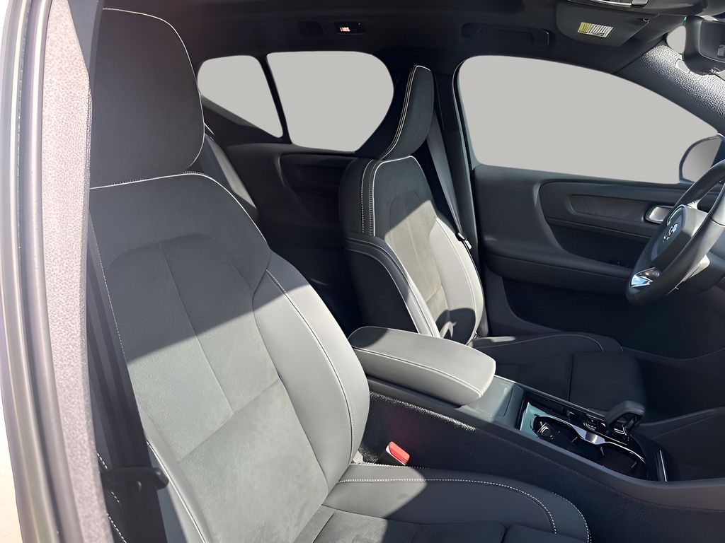 Used Car 2023 Volvo Xc40 Recharge Pure Electric  Ultimate For Sale Under $35,000 In Austin, Texas