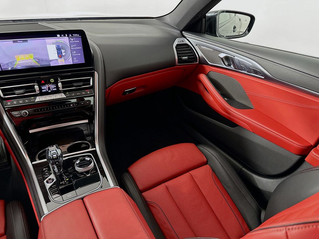 Thumbnail: 2025 BMW 8 Series - 24