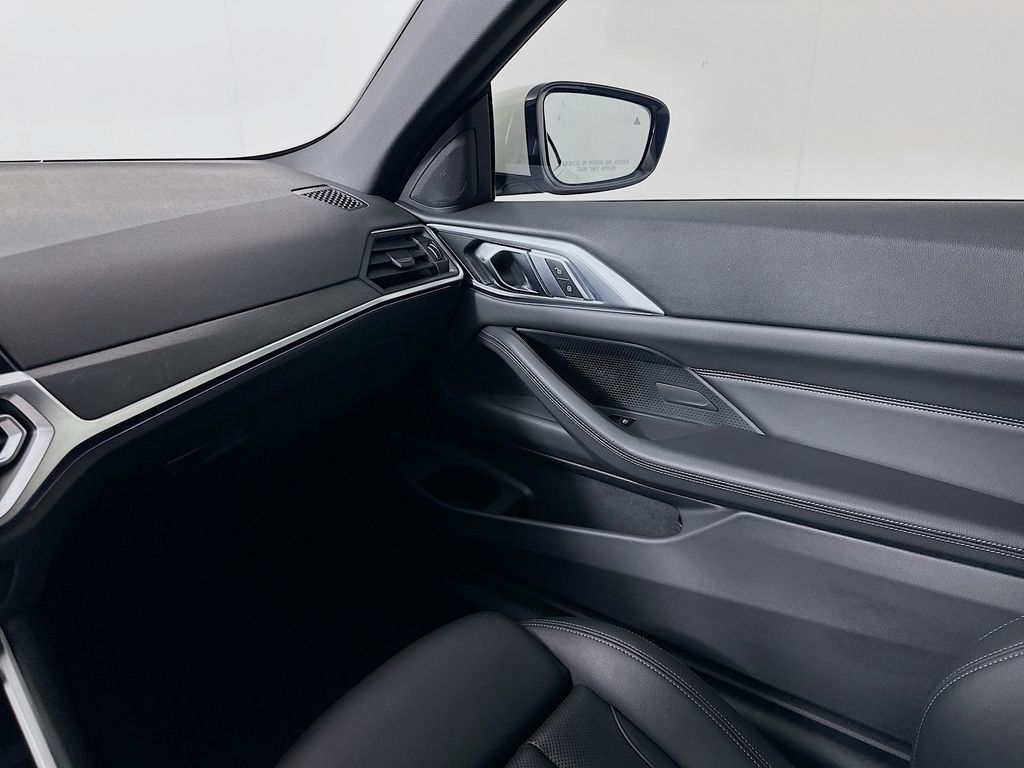 Thumbnail: 2023 BMW 4 Series - 23