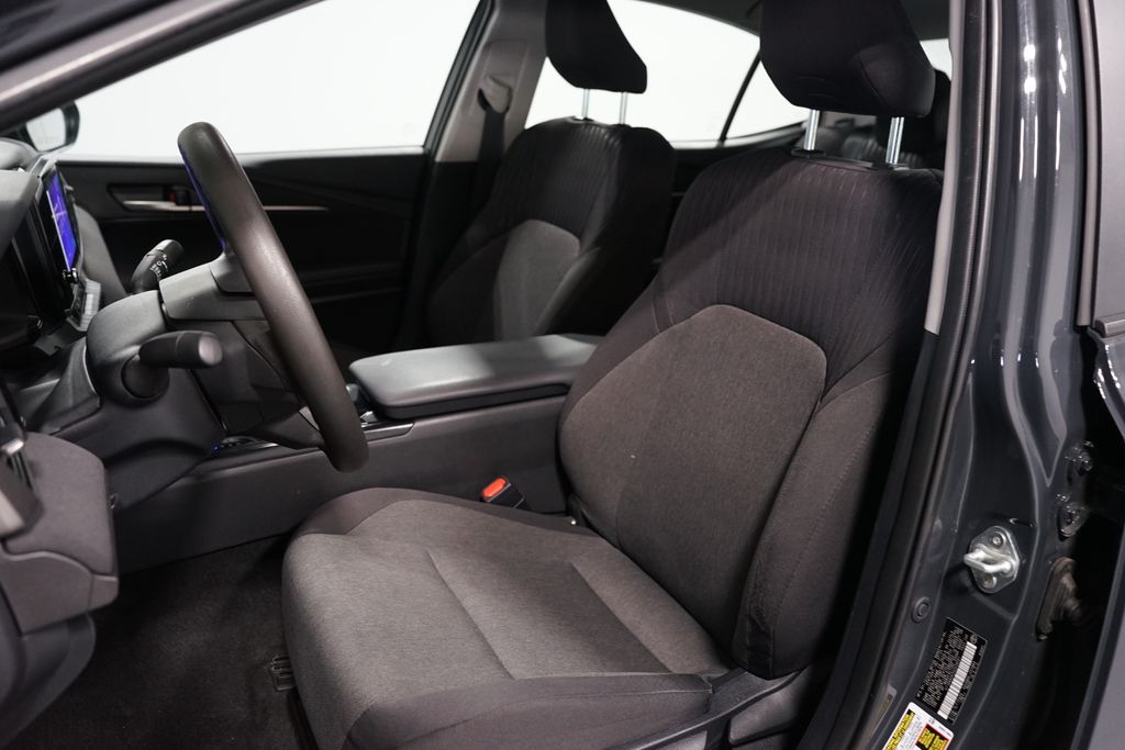 Thumbnail: 2025 Toyota Camry - 6