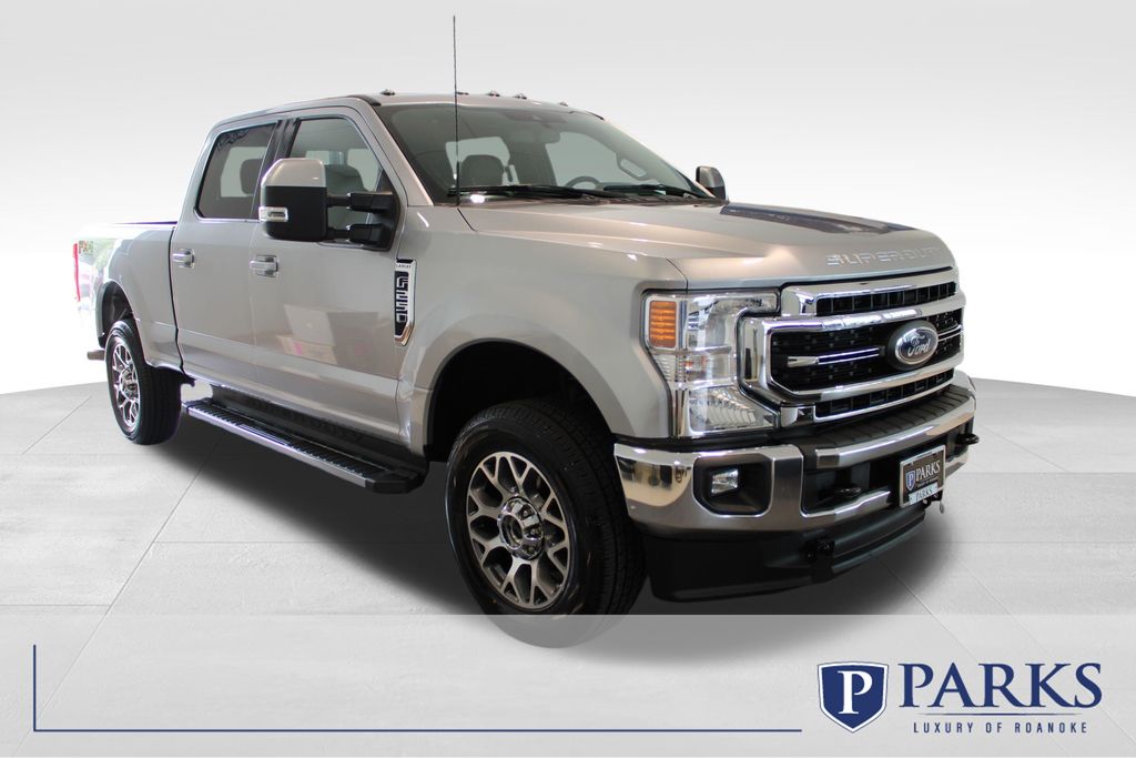 Silver Metallic 2022 Ford F-250 Super Duty Lariat Crew Cab 4WD Pickup Truck Four-Wheel Drive Automatic