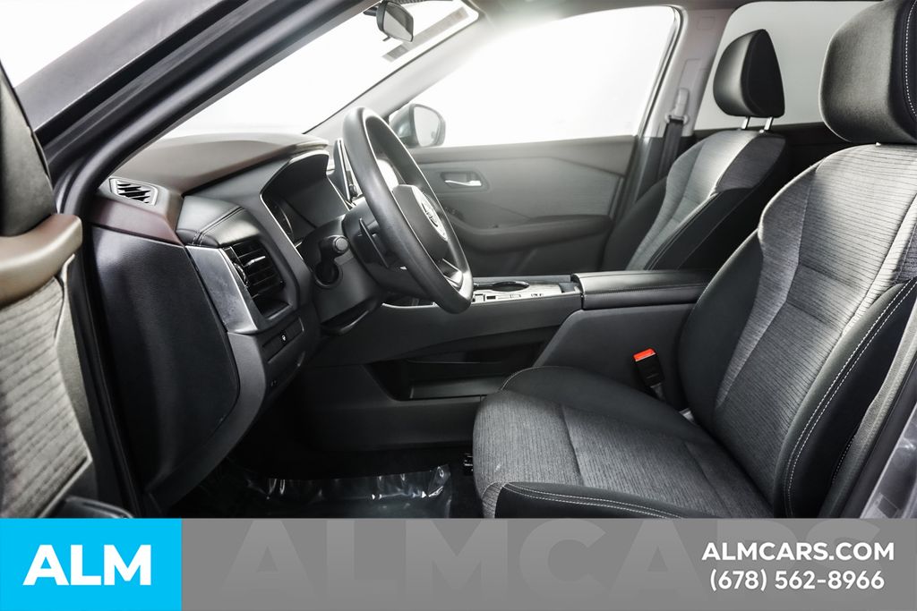Used 2022 Gray Nissan SV image 16