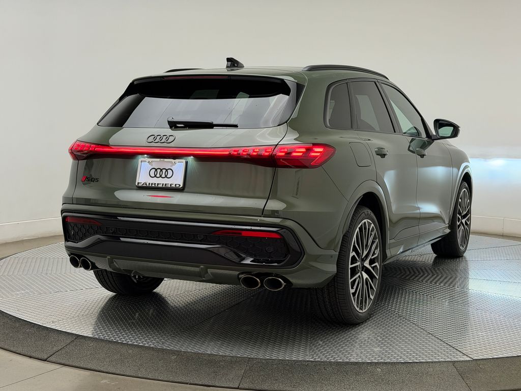 Thumbnail: 2026 Audi SQ5 - 8