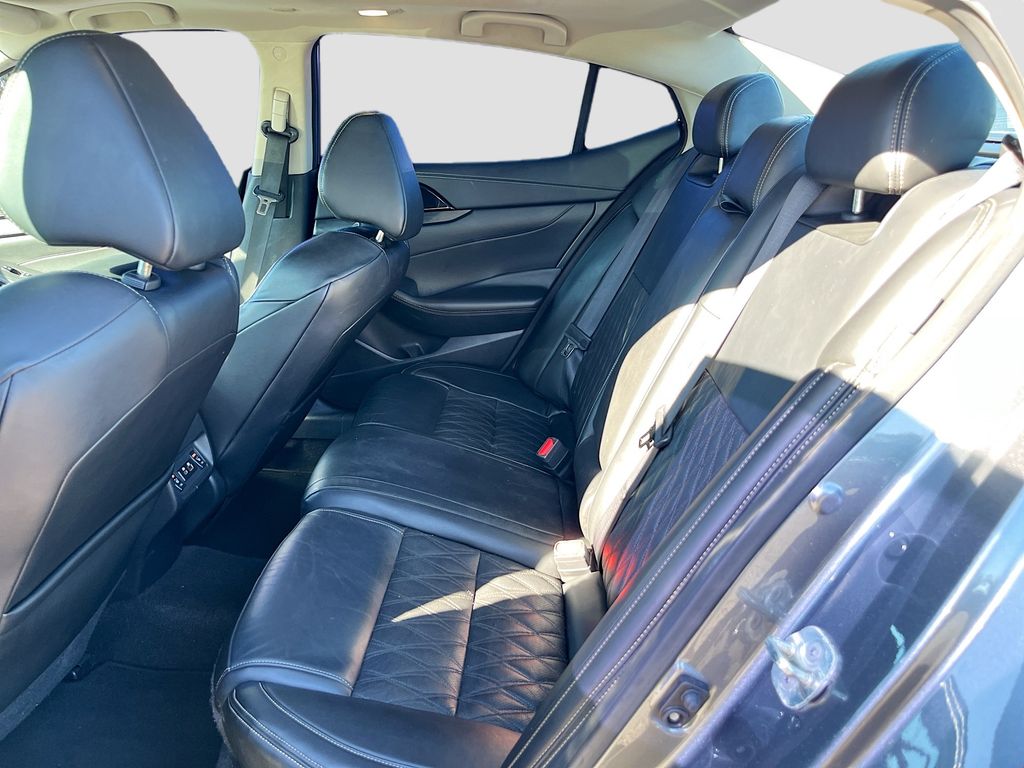 Used 2023 Gray Nissan Platinum image 26