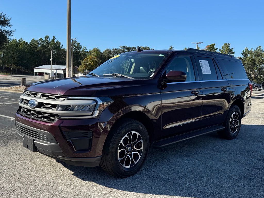 2024 Ford Expedition MAX XLT photo 3