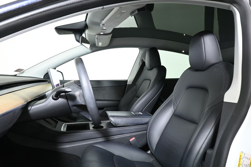 Thumbnail: 2022 Tesla Model Y - 5