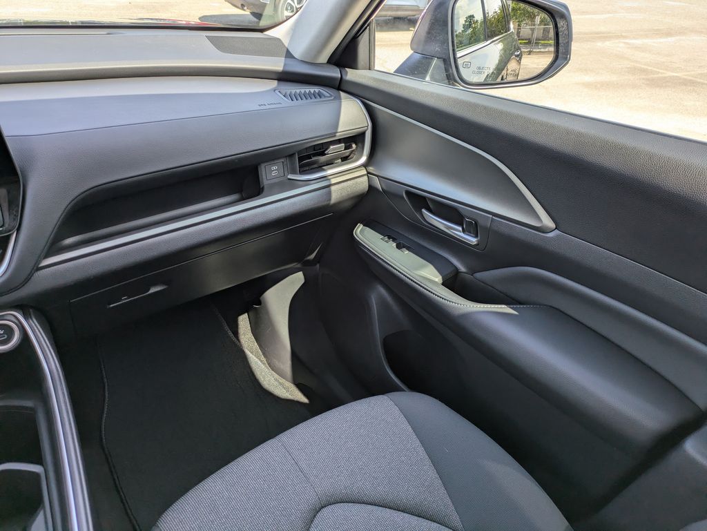 2025 Toyota Grand Highlander LE