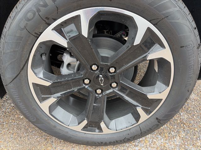 New 2026 Black Chevrolet LT image 18