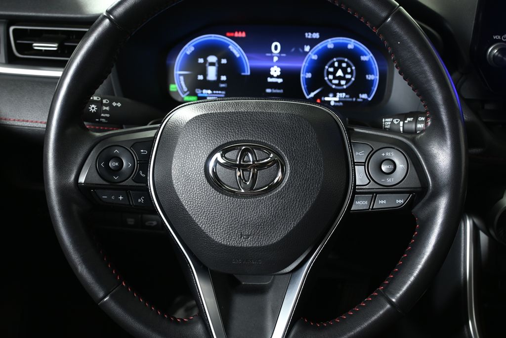 Thumbnail: 2023 Toyota RAV4 - 20