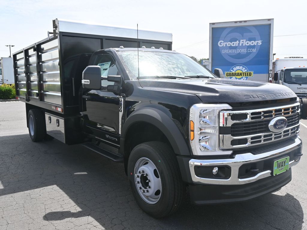 2024 Ford F-600 Super Duty 