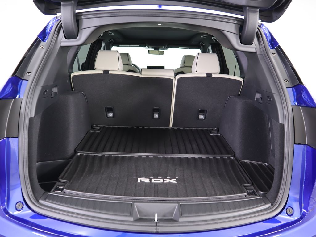 Thumbnail: 2025 Acura RDX - 30