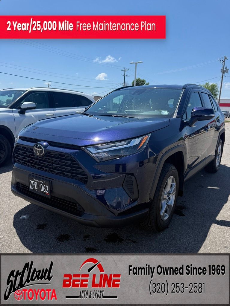 2024 Toyota RAV4 XLE AWD's photo