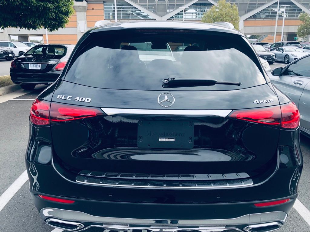Thumbnail: 2023 Mercedes-Benz GLC - 5