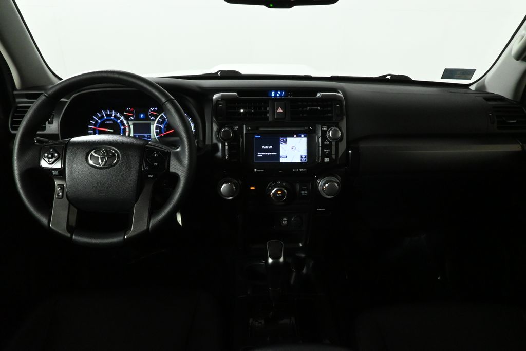 Thumbnail: 2018 Toyota 4Runner - 18