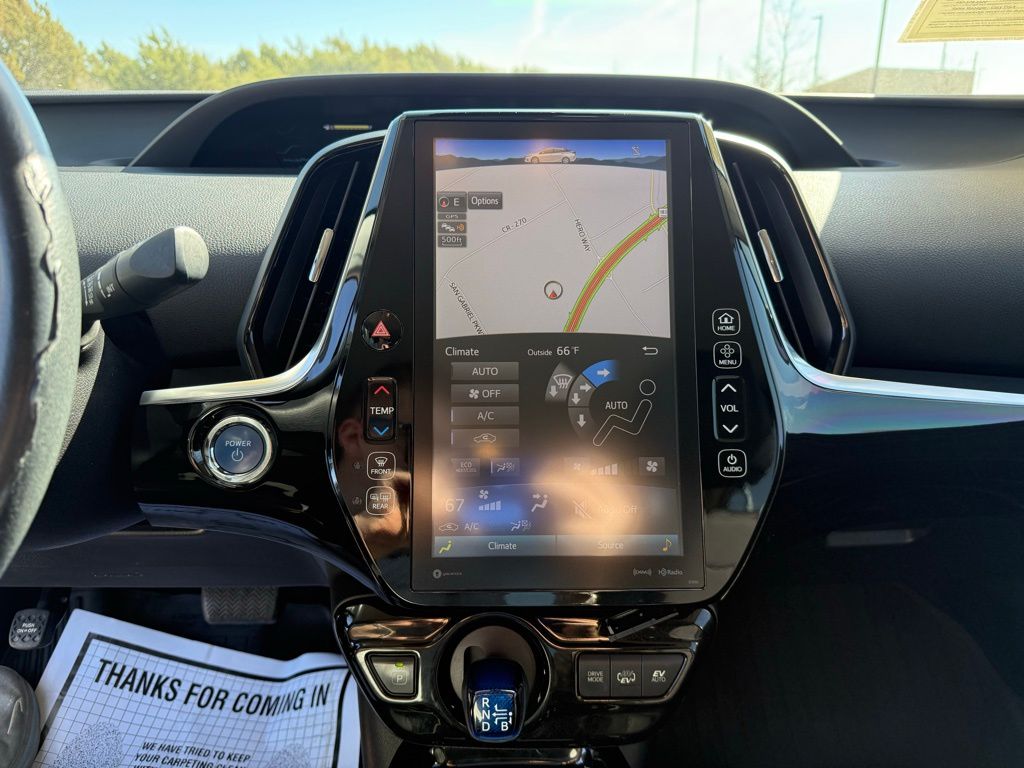 Thumbnail: 2018 Toyota Prius Prime - 16