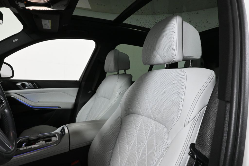 Thumbnail: 2024 BMW X5 - 4