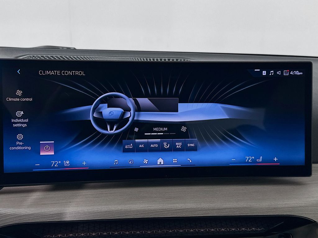 Thumbnail: 2025 BMW 3 Series - 16