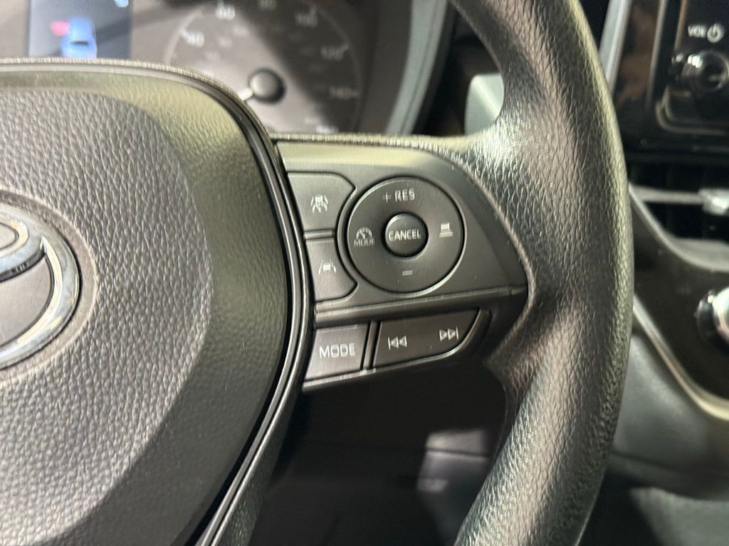 Thumbnail: 2025 Toyota Corolla - 23