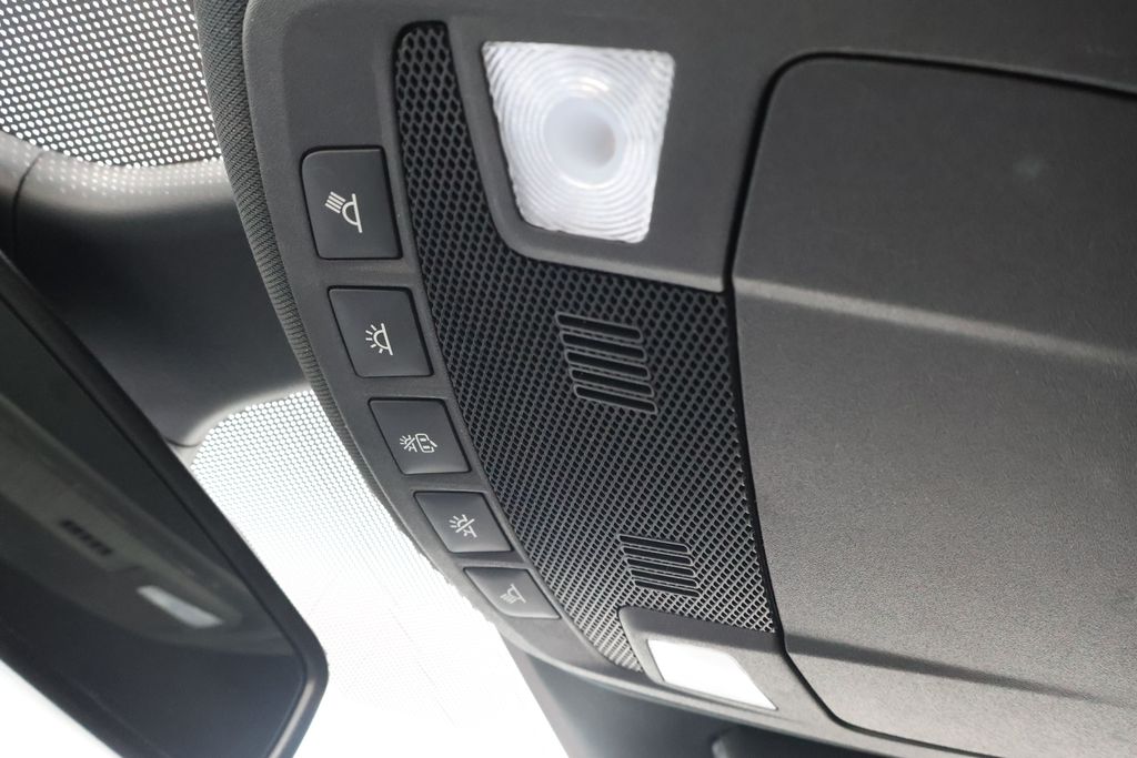 Thumbnail: 2023 Ford Edge - 32