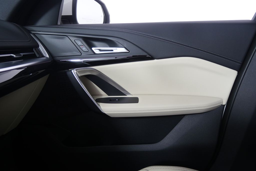 Thumbnail: 2025 BMW X1 - 22