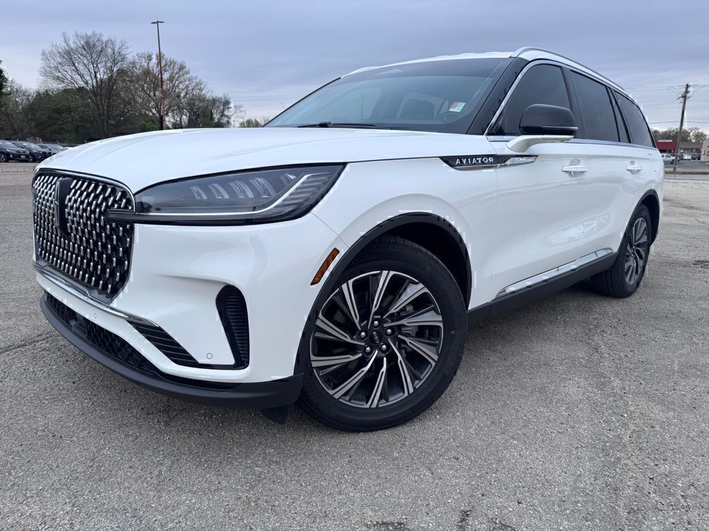 White Metallic 2026 Lincoln Aviator Premiere RWD SUV / Crossover Rear-Wheel Drive Automatic