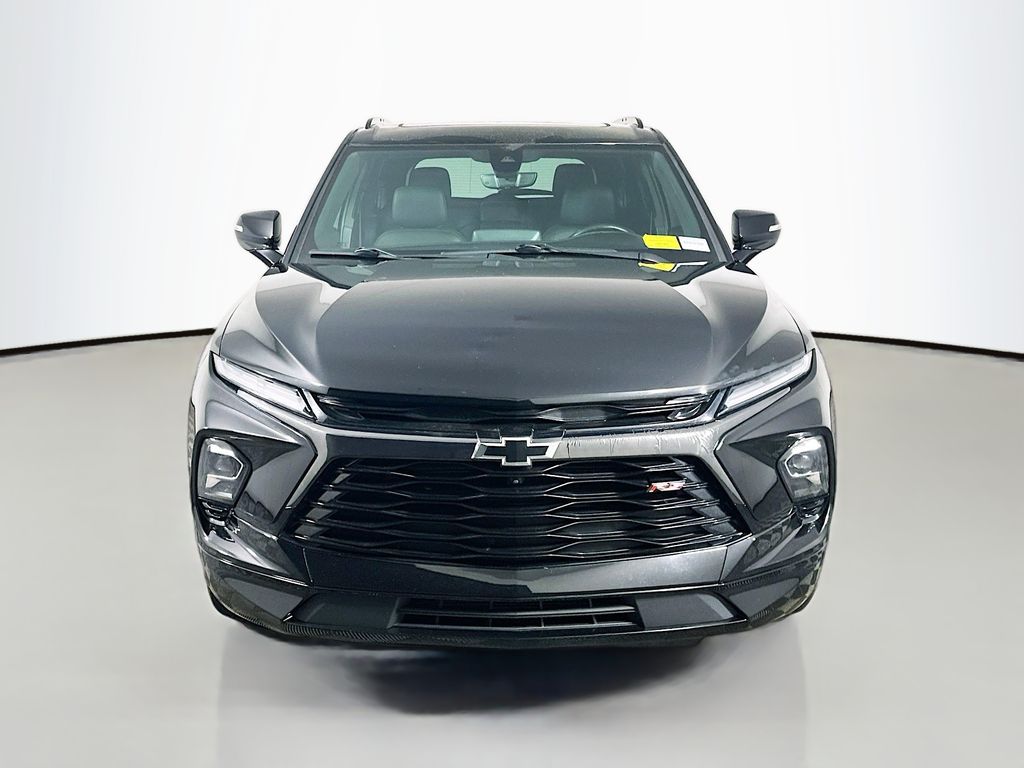 Used 2023 Black Chevrolet RS image 2