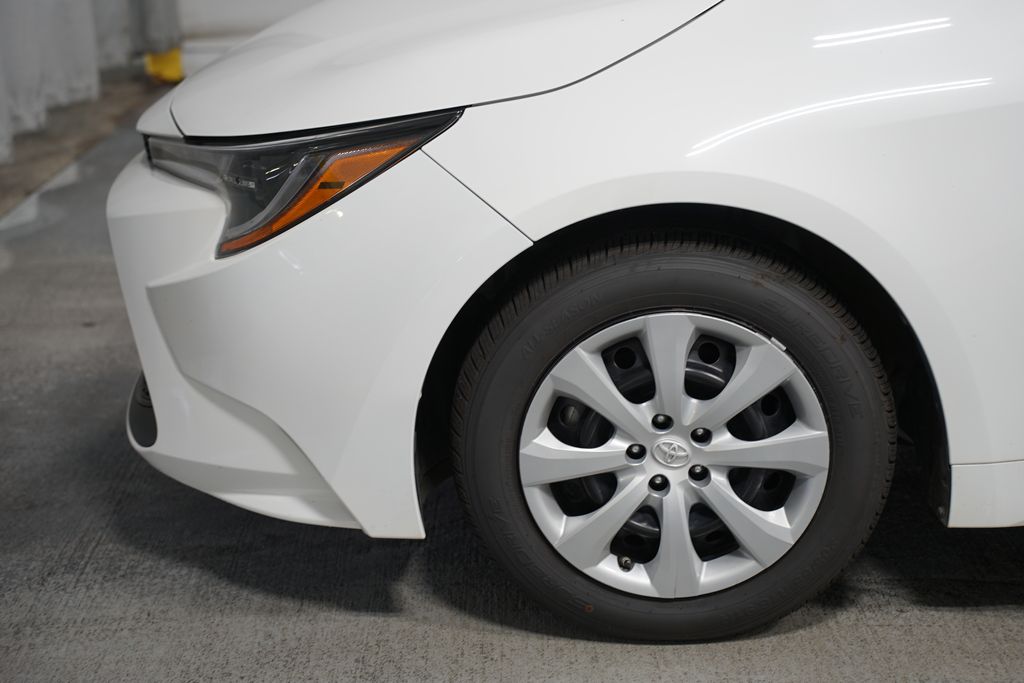 2022 Toyota Corolla LE 5