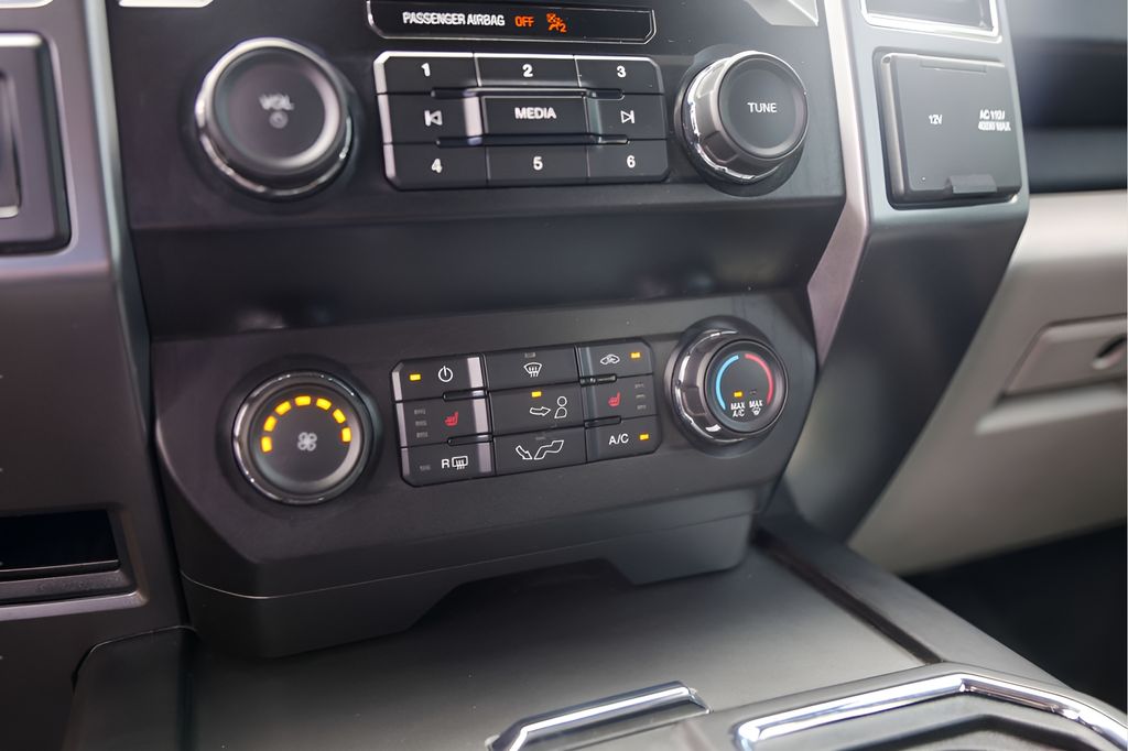 Used Car 2020 Ford F-150  Xlt For Sale Under $25,000 In Austin, Texas