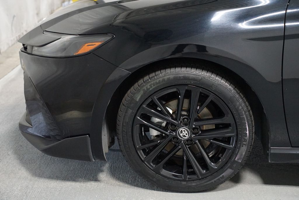 Thumbnail: 2025 Toyota Camry - 5