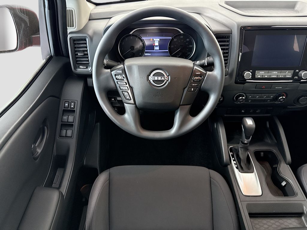 Thumbnail: 2022 Nissan Frontier - 10