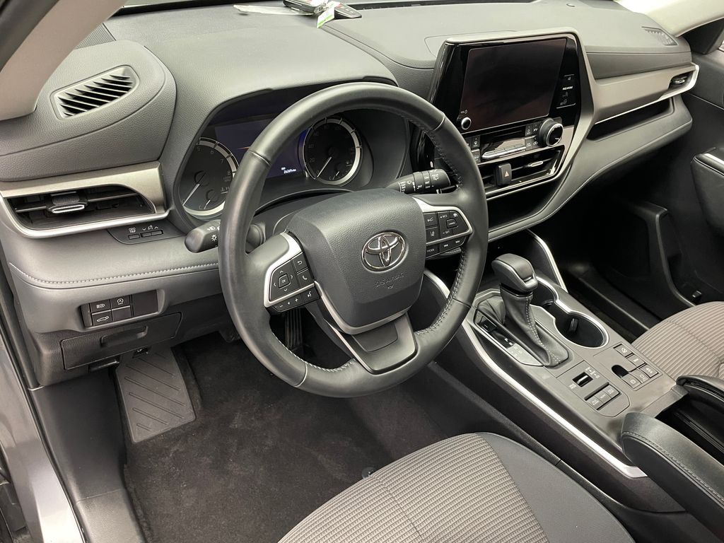 2023 Toyota Highlander XSE 11